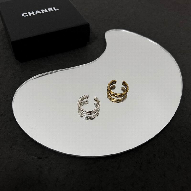 Chanel ring 3lyx31